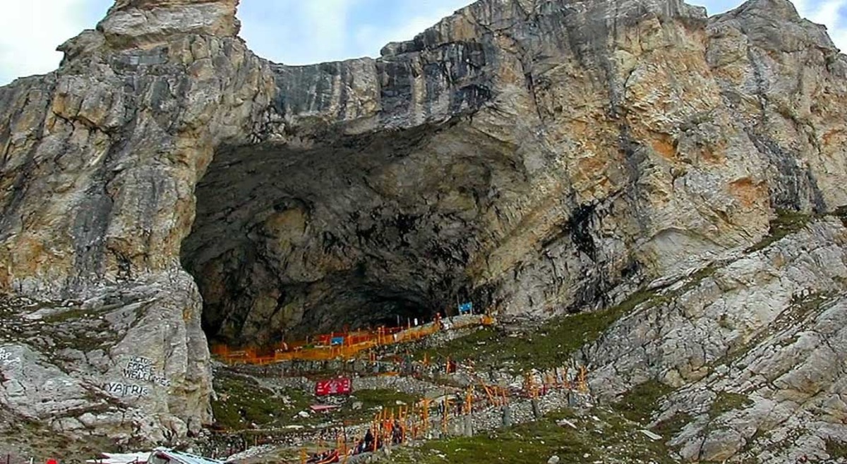 Amarnath-Cave